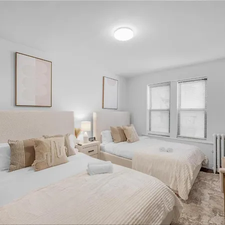 Modern Luxe In Bay Ridge: Your Brooklyn Hideaway Apartment New York