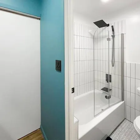 Cozy And Spacious 1br In Bed-stuy Brooklyn Apartment New York