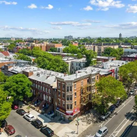 Cozy And Spacious 1br In Bed-stuy Brooklyn Apartment