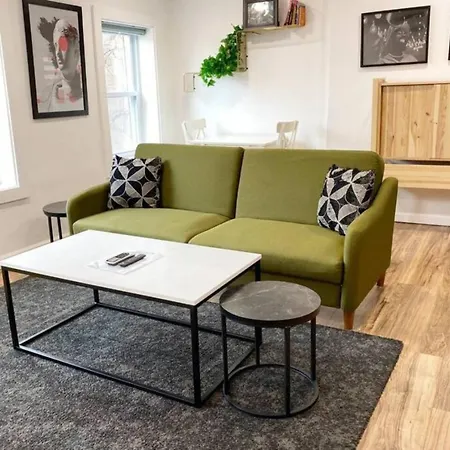 Cozy And Spacious 1br In Bed-stuy Brooklyn * New York