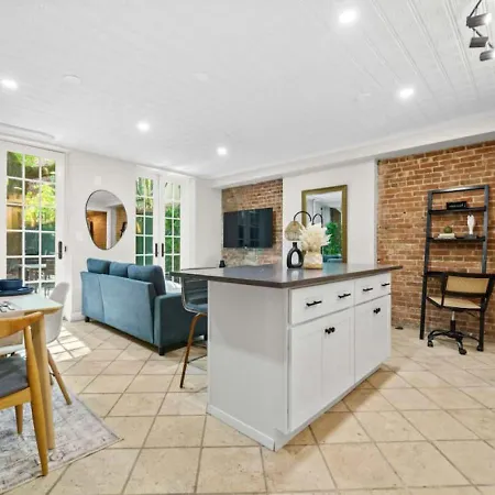 Family Brownstone With Private Backyard Near Subway