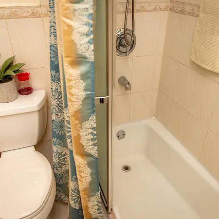 Spacious Comfy In Cozy Classy Duplex 2*