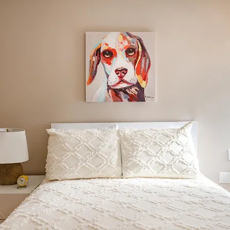 Luxury 3 Beds 2 Baths Apt In Prime Location Apartment