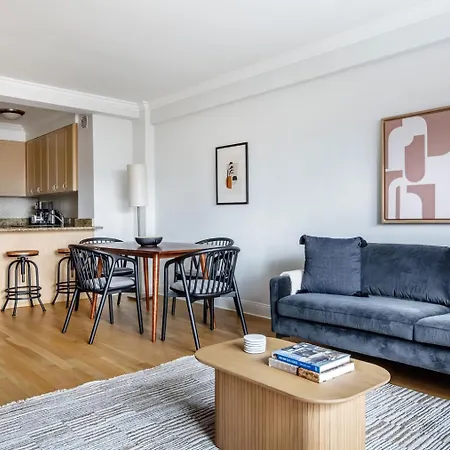 Murray Hill 1br W Elevator Gym Nr Library Nyc-1282 Apartment *