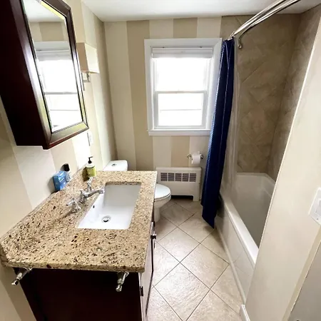 Apartment Entire Unit In State,please Contact The Host When Making A Reservation