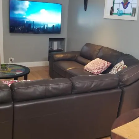 A Comfy Place In Queens * New York