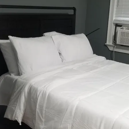 A Comfy Place In Queens New York