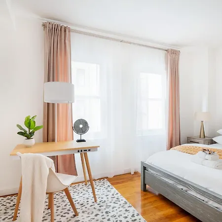 13-3 I Brand New 4br 3 Baths Duplex Private Roof Deck New York