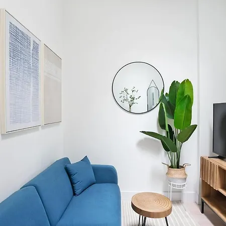 Apartment 48-5fe Brand New 2br In Prime Midtown