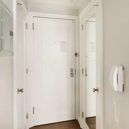 Apartment 73-519 New Uws Doorman Gym New York