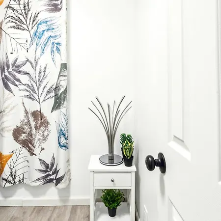 2 Bd Hidden Oasis In Lower Manhattan Apartment *