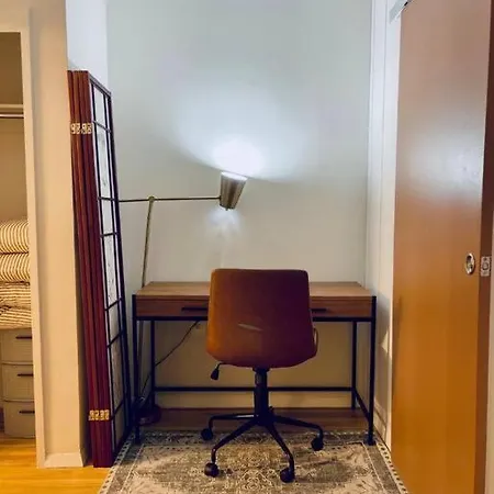 Cozy In Chelsea Apartment New York