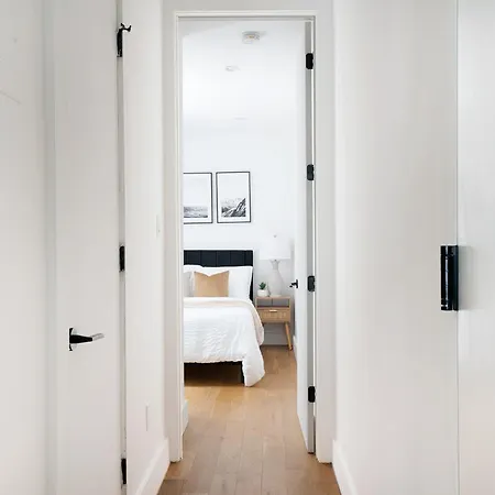 1290-16 New Renovated 2 Bedrooms In Ues Apartment *