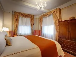 Elysee By Library Collection