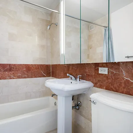 Global Luxury At The Marc Apartment New York