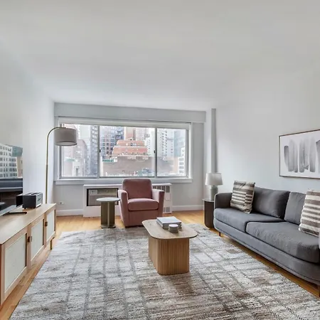 Apartment Lenox Hill 2br W Elevator Doorman Nr Art Nyc-1284 New York