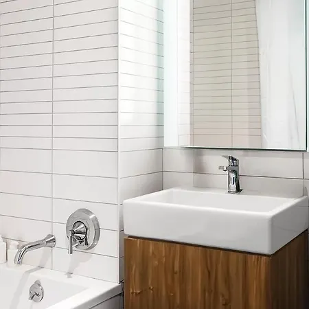 Large One Bedroom - Massive Private Terrace - Luxury Building - Williamsburg - Greenpoint *
