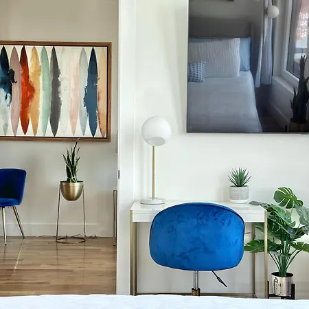Apartment Large One Bedroom - Massive Private Terrace - Luxury Building - Williamsburg - Greenpoint *