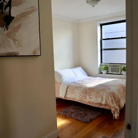 Apartment Modern In By Park New York
