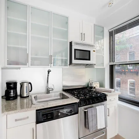Excellent Studio At Upper East Side
