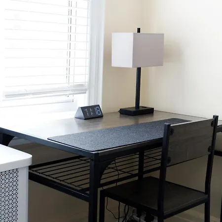 Newly Renovated - Minutes From The Apartment