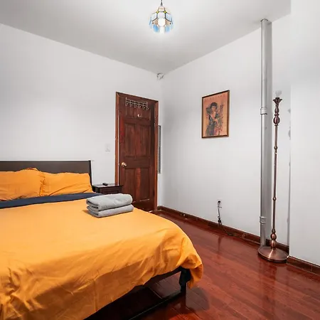 Apartment Lower East Side Vintage Cozy 2bedroom New York