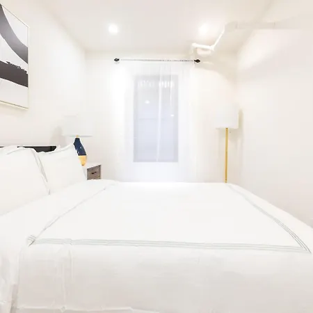 170-g 3br Duplex With Private Yard In E Village Apartment