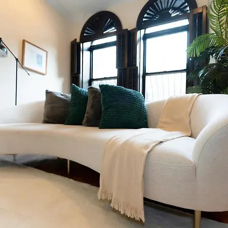 Apartment Million Dollar Enjoy Large Private Outdoor Space I Tito I