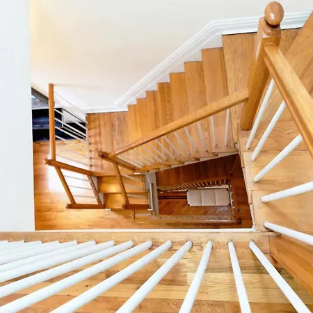 Million Dollar Enjoy Large Private Outdoor Space I Tito I Apartment New York