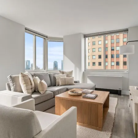 Manhattan Luxury 8