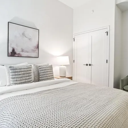 Manhattan Luxury 4 Apartment