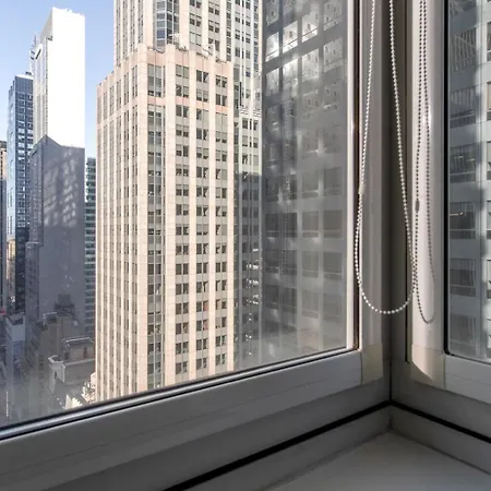 Midtown West 1br W Gym Wd Nr Bryant Park Nyc-1380 Apartment New York