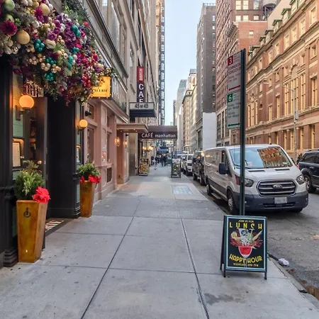 Midtown West 1br W Gym Wd Nr Bryant Park Nyc-1380 Apartment *