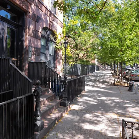 Prospect Heights 2br W Wd Nr Barclays Center Nyc-953 Apartment