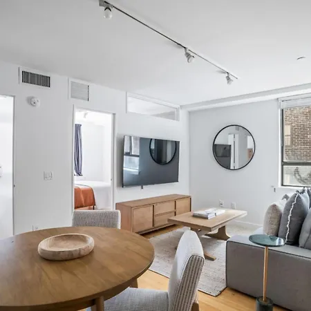 Manhattan Luxury 3 *