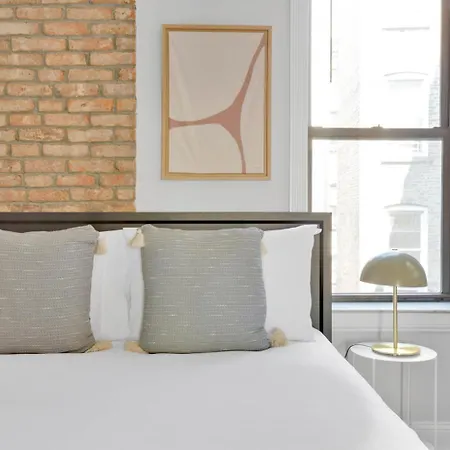 Hip W Village 1br W Wd Nr 1 Train Nyc-853 * New York