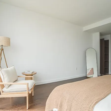 Apartment Lux Penthouse 2br 2 Bath