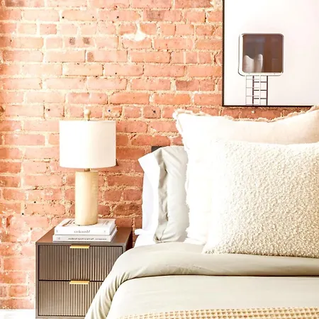 Charming 3br 1bath * New York