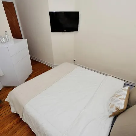 Furnished Upper West Side 1 Bedroom Apartment