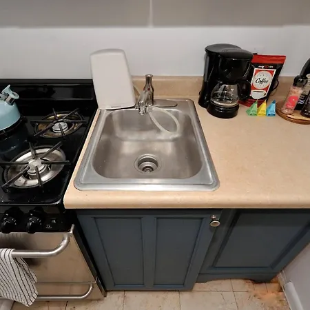 Heart Of Nyc Times Square Studio Apartment *