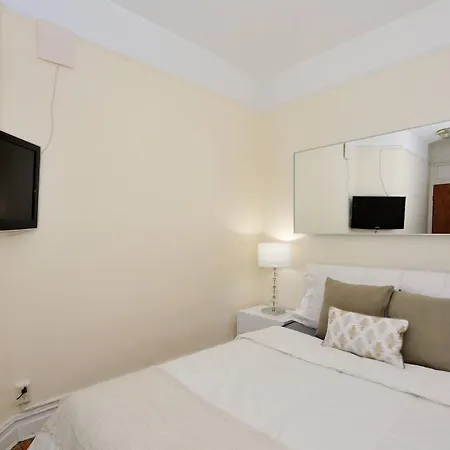 Furnished Upper West Side 1 Bedroom Apartment