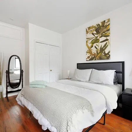 Apartment Near Time Square Cozy 2br In Nyc *