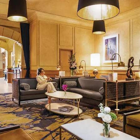 Hotel Executive Le Soleil