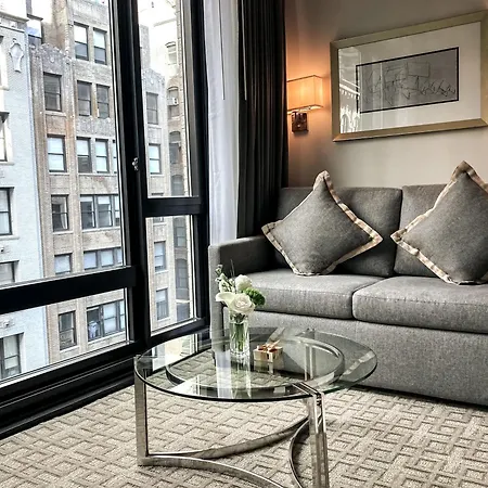 Executive Le Soleil Hotel 4*