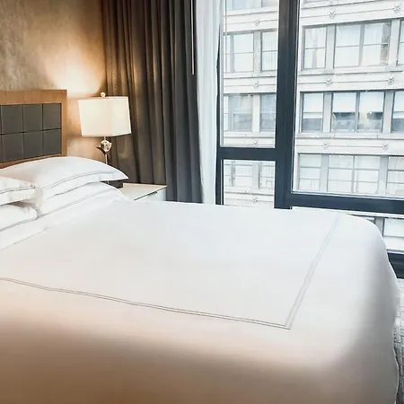 Executive Le Soleil Hotel