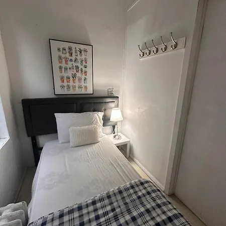 Time Square 42nd Street Private Homestay *
