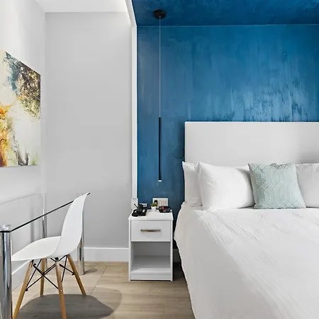 Global Luxury At The Arches Hotel New York
