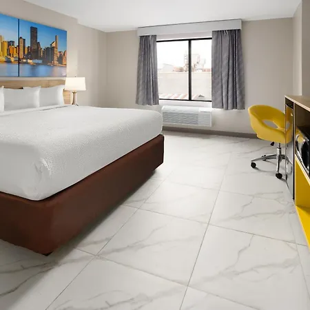 Hotel Days By Wyndham Staten Island 2*