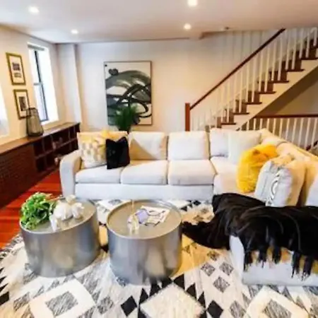Manhattan Marvel Luxury Living In A Townhome Oasis I The Atrium I Apartment *