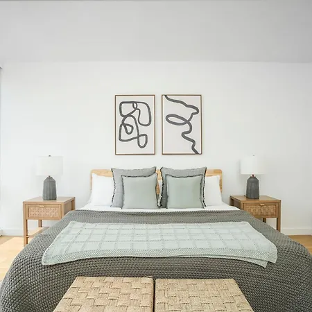 Apartment Adorable Hiding 2bd 2bath Gem *
